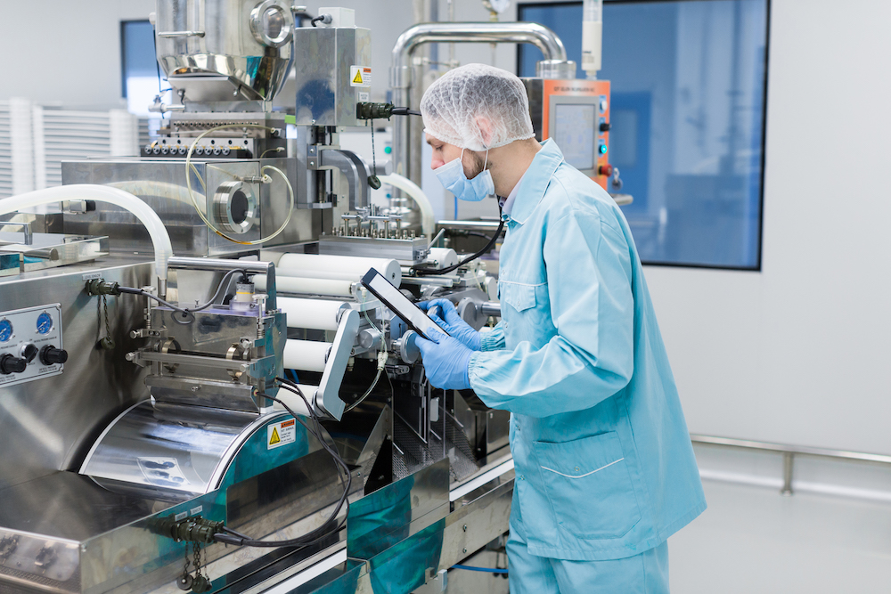 Grace Biotech maintains stringent quality control at every stage of production, from raw ingredient sourcing to final packaging. 